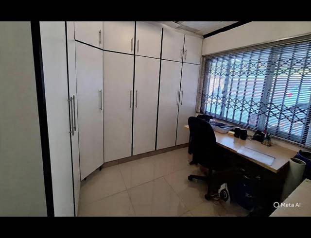 3 BEDROOM SIMPLEX FOR SALE IN SHALLCROSS